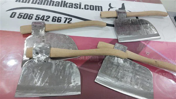 WhatsApp-Image-2022-03-09-at-20.42.42.jpg Ağır Hizmet Rus Tipi Kemik ve Et Kesim Baltası - Detay Görsel 11