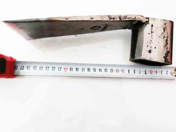 kazma-tarla-bahce-alet-1.jpg Özel Dövme El Yapımı Sivri Kazma (No: 10)