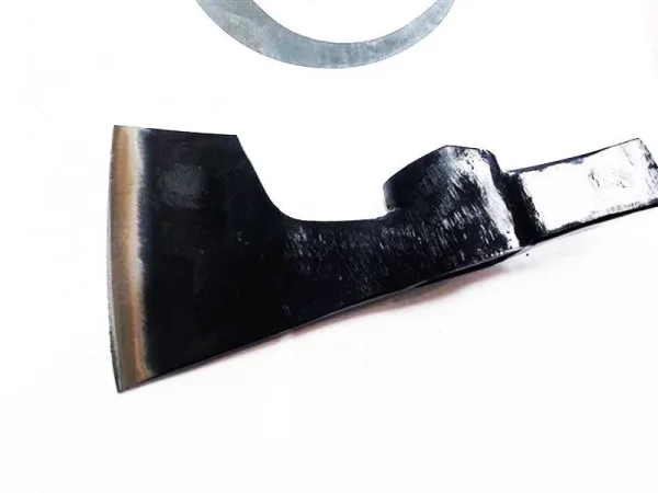 kupulu-Sam-baltasi-ozel-tasarim.jpg Özel Dövme Çelik Şam Tipi Küpülü Balta - Detay Görsel 1